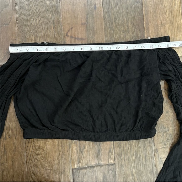 Blue Blush Cropped Long Sleeve - Picture 8 of 11